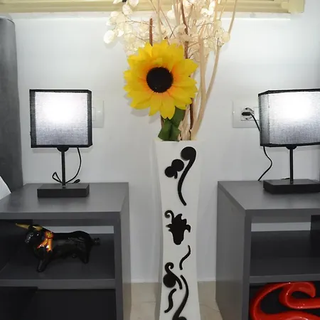 Flowers&green 2 Bedrooms Apartment&private Garage Appartement Vlorë