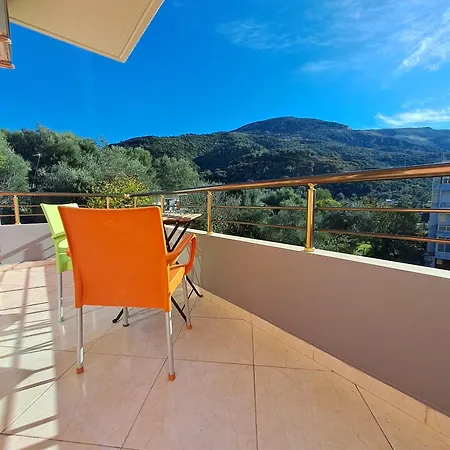 Flowers&green 2 Bedrooms Apartment&private Garage *