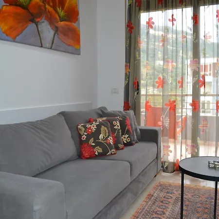 Flowers&green 2 Bedrooms Apartment&private Garage Appartement *